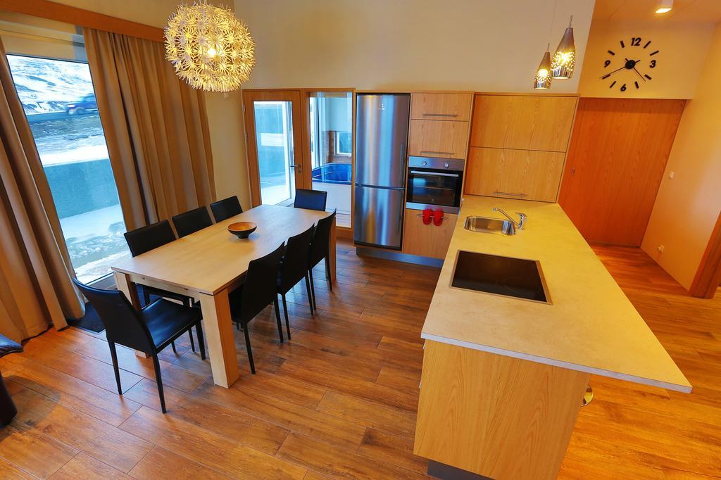 Hrimland Cottages Akureyri Extérieur photo