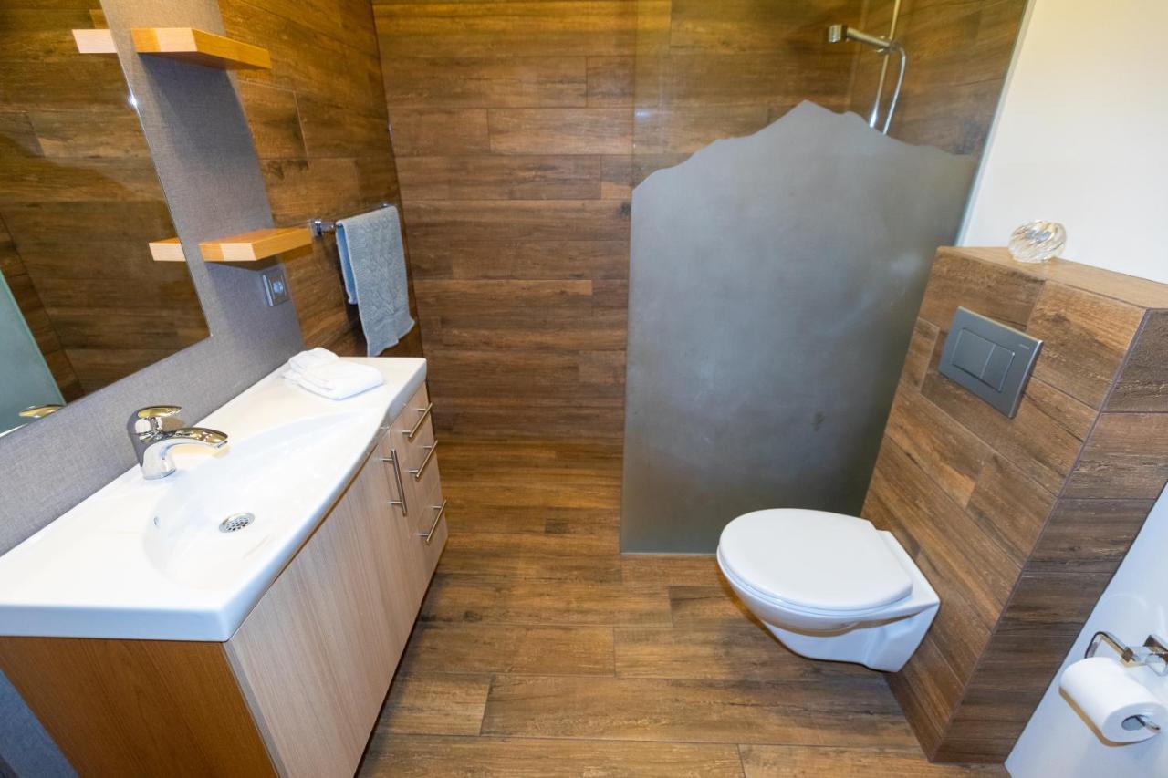Hrimland Cottages Akureyri Extérieur photo